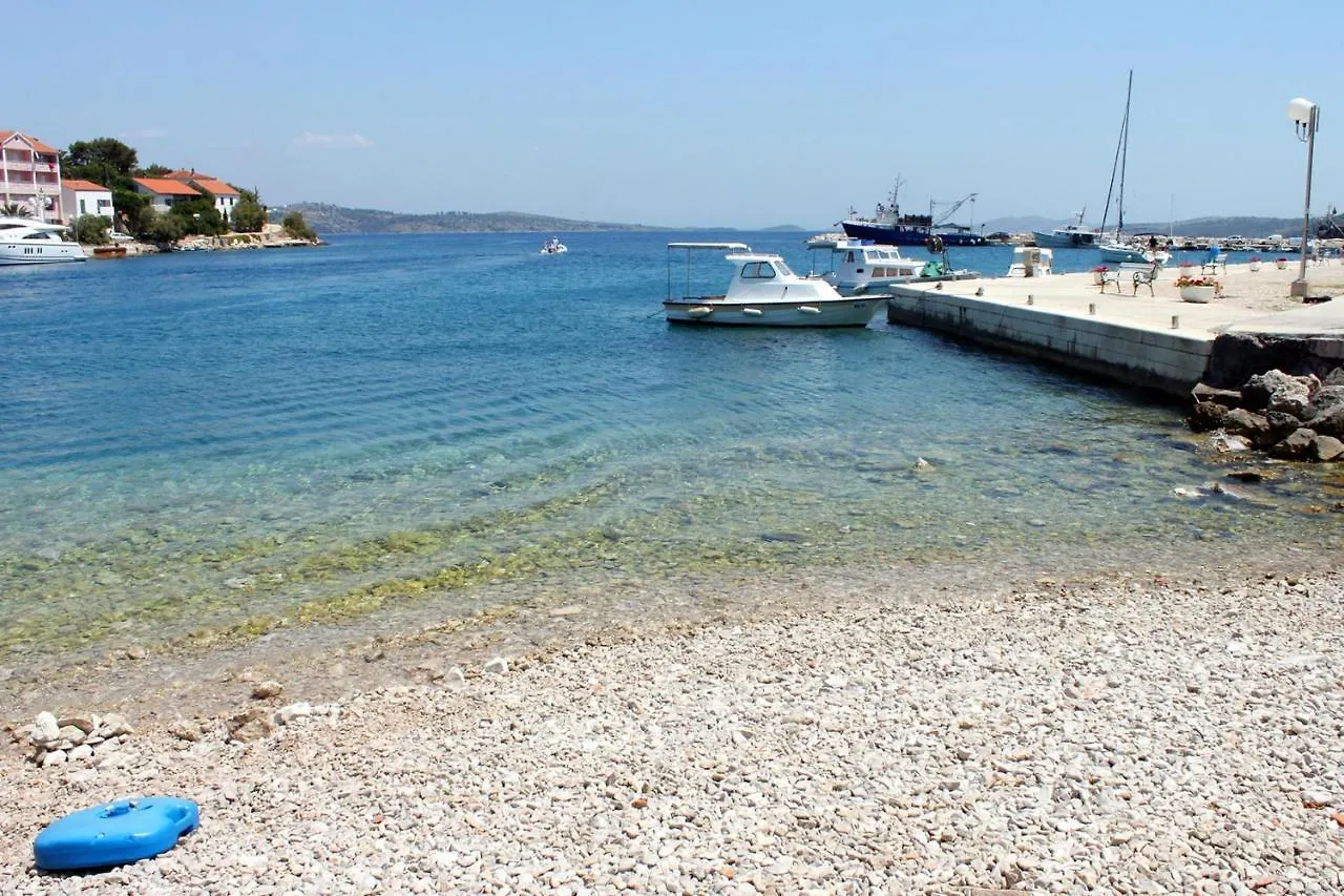 Secluded Fisherman'S Cottage Cove Magrovica - Telascica, Dugi Otok - 8142 Sali Holiday home