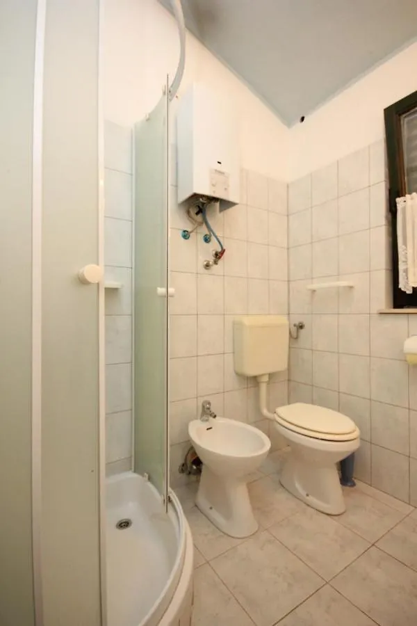 Secluded Fisherman'S Cottage Cove Magrovica - Telascica, Dugi Otok - 8142 Sali Holiday home
