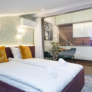 Deluxe In Cracow - Old Town & Cracow Kazimierz , Krakow Poland